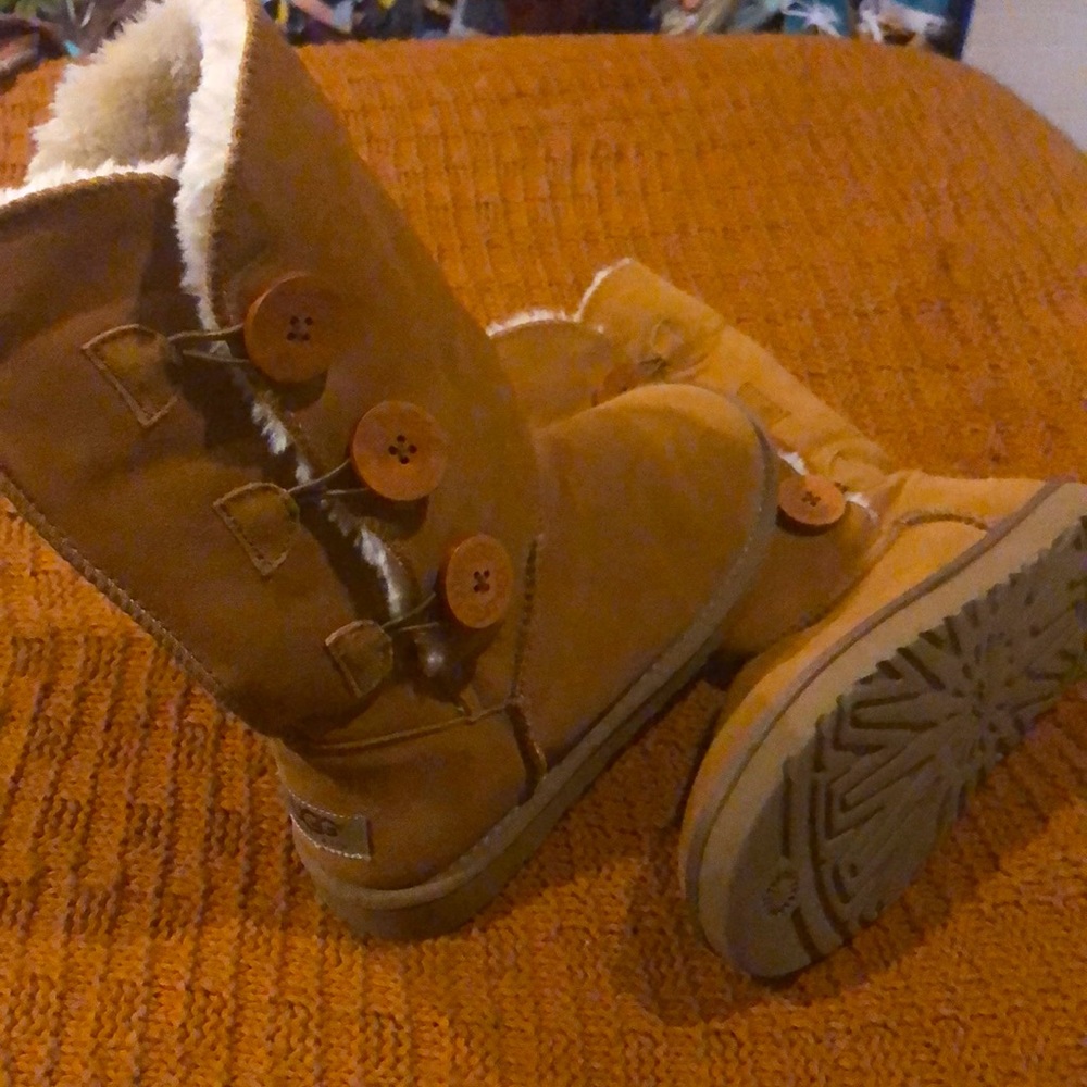 Ugg Chestnut Bailey Boots US 9 EU 40 - Picture 3 of 6